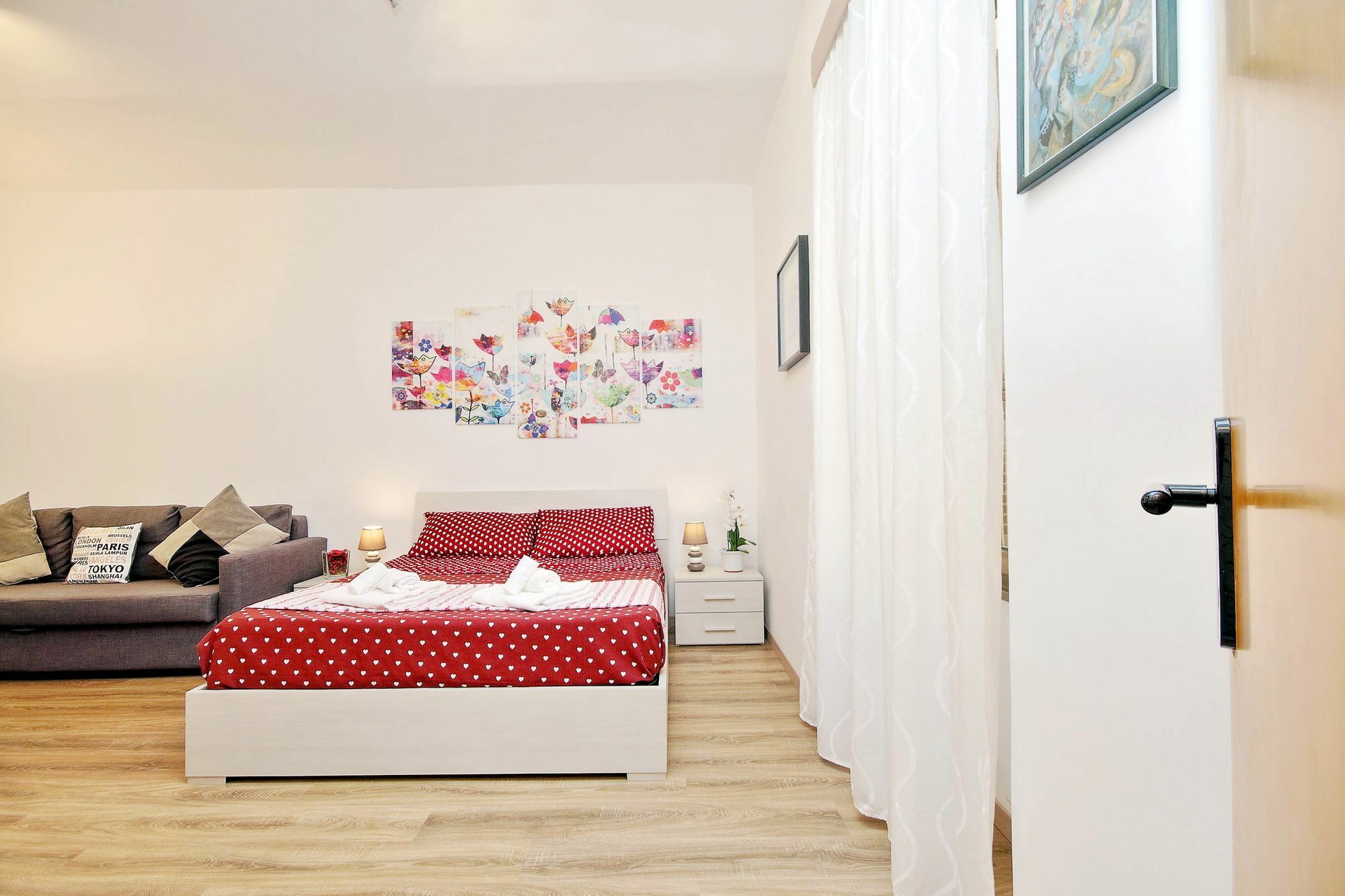 Holiday Rental San Lorenzo District Рим Екстериор снимка