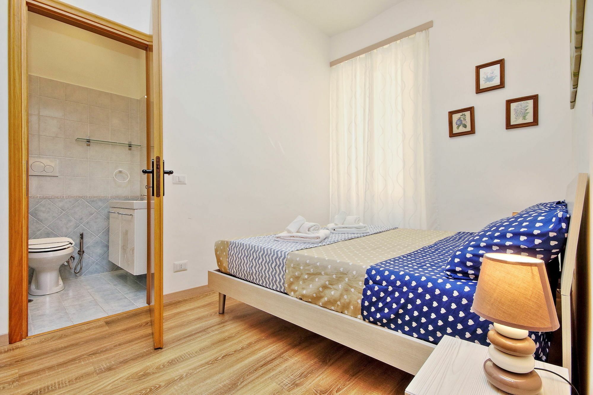 Holiday Rental San Lorenzo District Рим Екстериор снимка