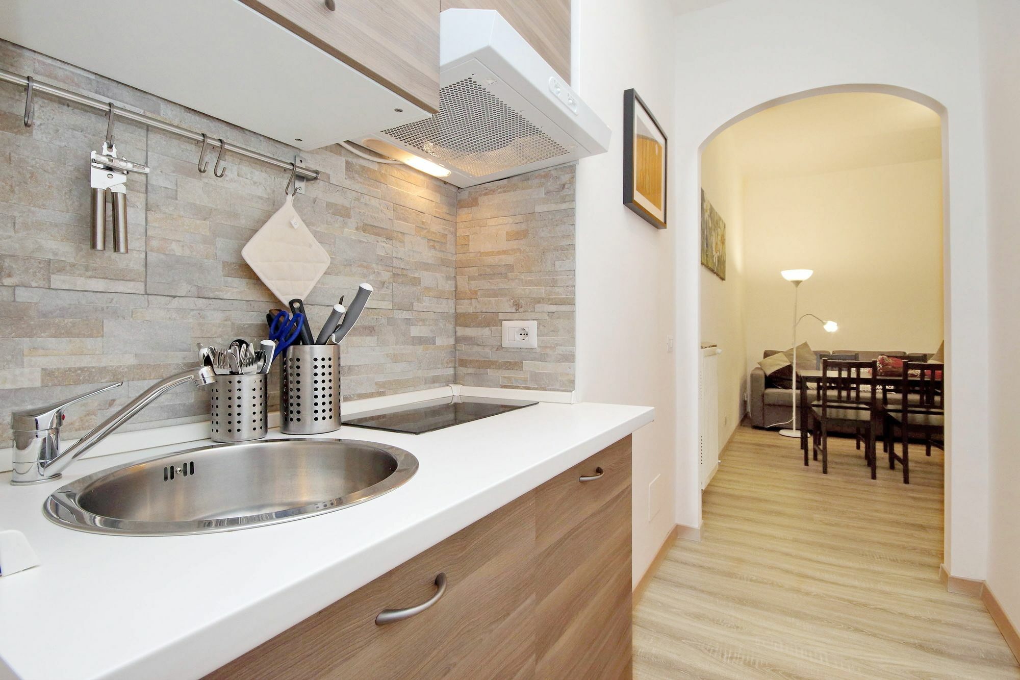 Holiday Rental San Lorenzo District Рим Екстериор снимка