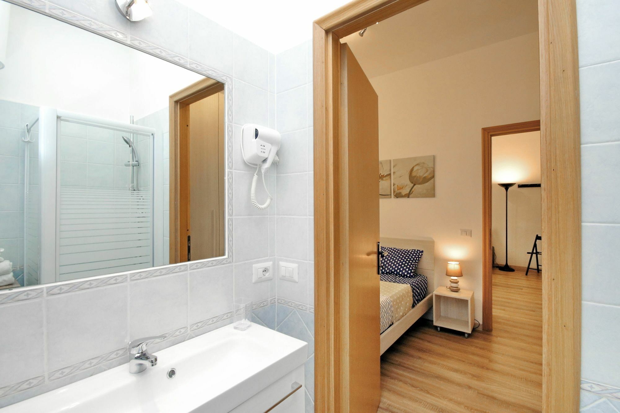 Holiday Rental San Lorenzo District Рим Екстериор снимка